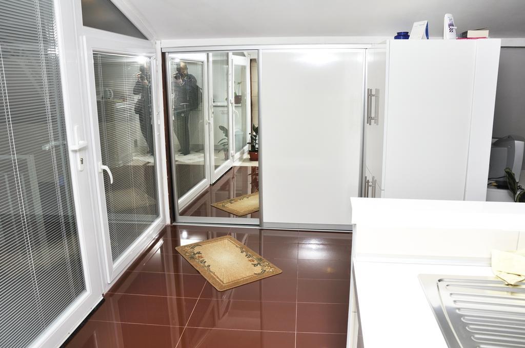 Apartment Studio Grcic Saraievo Quarto foto
